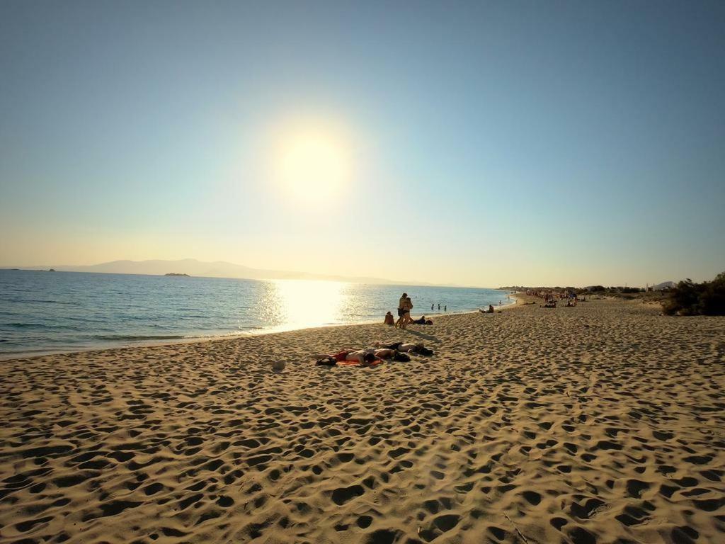 Melitta Beachfront Residences Pláka Екстериор снимка